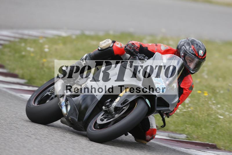 /09 19.04.2026  Caremotion get faster ADR/Gruppe gruen/79